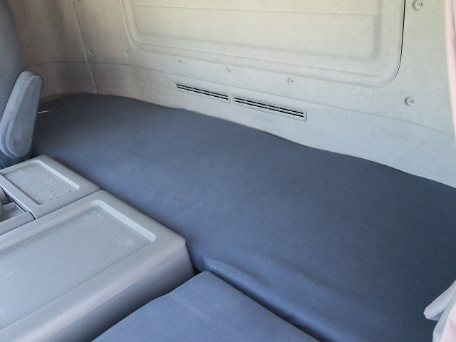 中古トラック UDトラックス粉粒体運搬車 #23