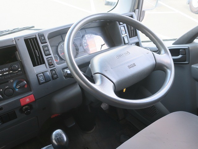 中古トラック いすゞアルミバン ＃16