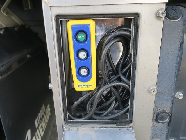 中古トラック いすゞアルミバン ＃10