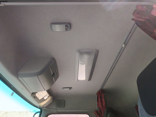 中古トラック UDトラックス平ボディアルミブロック #24