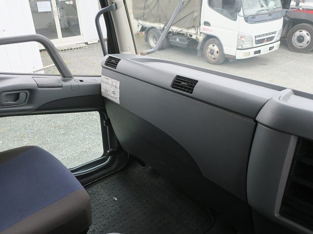 中古トラック 三菱ふそうアルミウィング ＃15