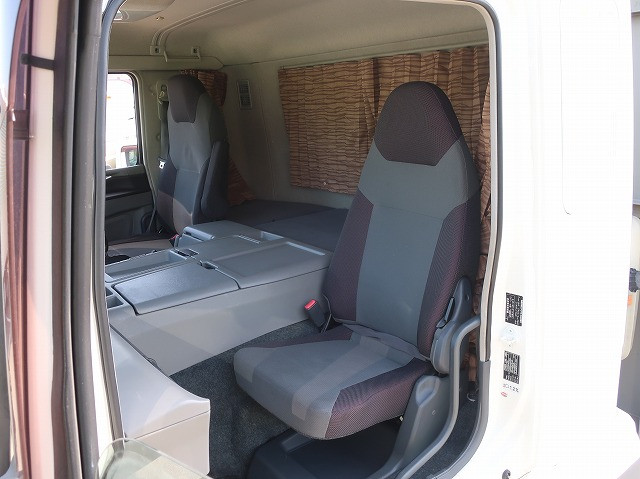 中古トラック 三菱ふそうアルミウィング ＃22