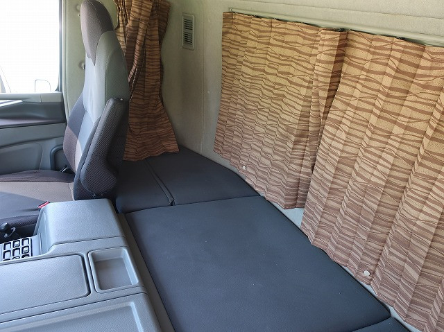 中古トラック 三菱ふそうアルミウィング ＃23