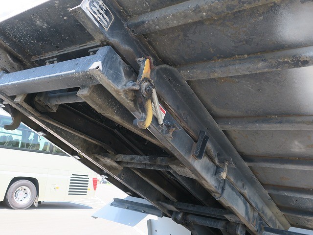 中古トラック いすゞローダーダンプ #11