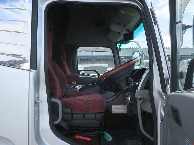 中古トラック UDトラックス粉粒体運搬車 #14