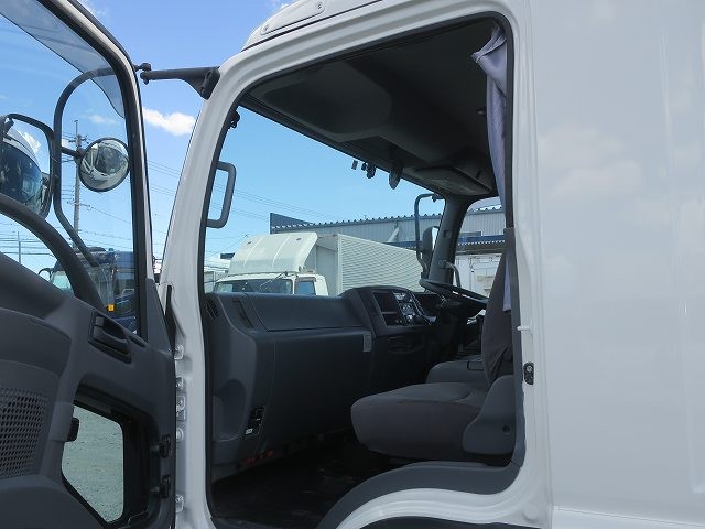 中古トラック いすゞアルミウィング ＃22