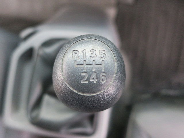 中古トラック UDトラックスコンクリートミキサー車 #19