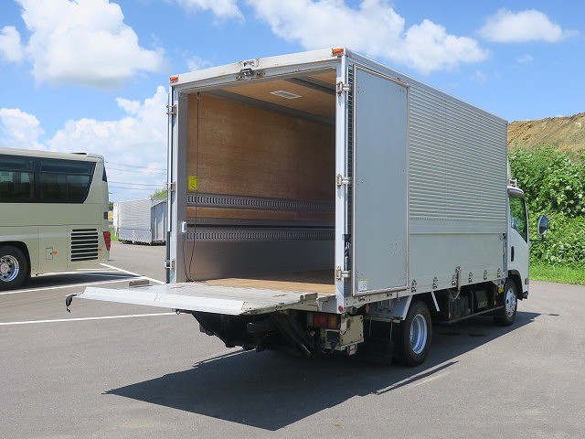 中古トラック いすゞアルミウィング ＃10