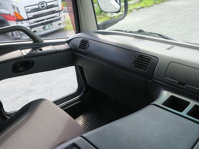 中古トラック 三菱ふそう平ボディアルミブロック #14