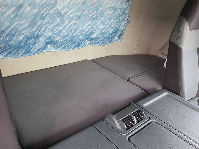 中古トラック 三菱ふそう平ボディアルミブロック #23