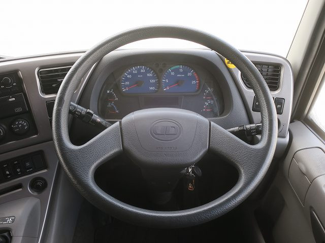 中古トラック UDトラックストラクタヘッド #16