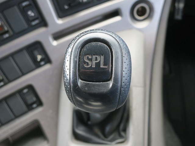 中古トラック UDトラックスアルミウィング #17