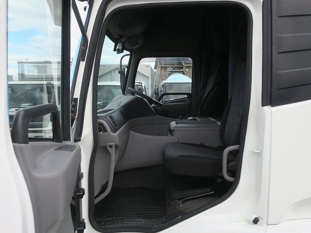 中古トラック UDトラックスアルミウィング #22