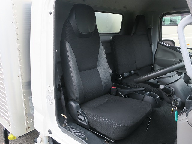 中古トラック 三菱ふそうアルミバン #15