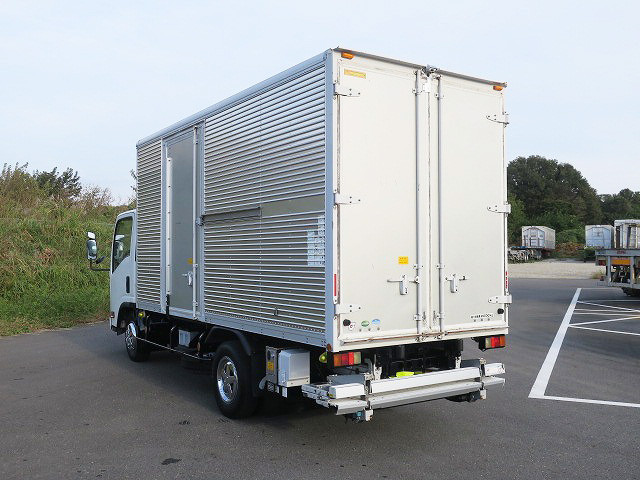 中古トラック いすゞアルミバン ＃4