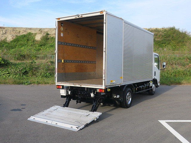 中古トラック いすゞアルミバン ＃8