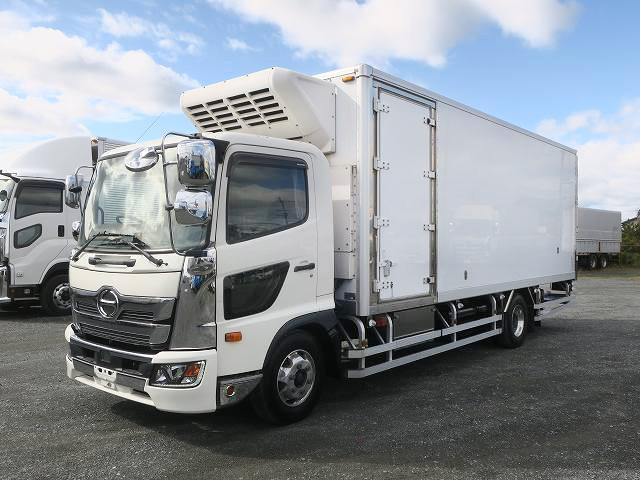 【リース専用車両】平成29年式 日野 レンジャー 中型冷凍バン 6300標準 格納PG DENSO製-32度設定 左サイド扉 後輪エアサス