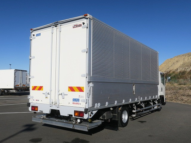 中古トラック いすゞアルミウィング ＃3