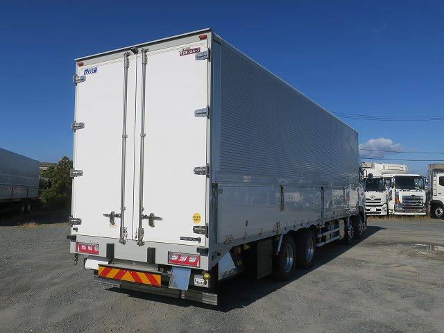 中古トラック UDトラックスアルミウィング ＃3