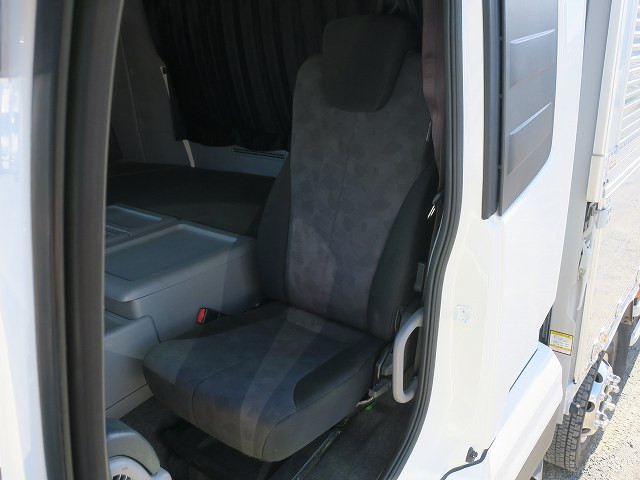 中古トラック UDトラックスアルミウィング ＃21