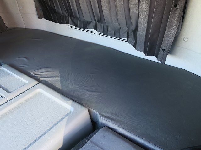 中古トラック UDトラックスアルミウィング ＃23