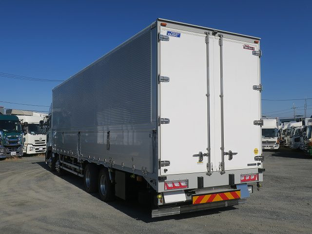 中古トラック UDトラックスアルミウィング ＃4