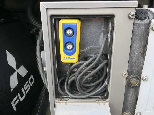 中古トラック 三菱ふそうアルミバン ＃12