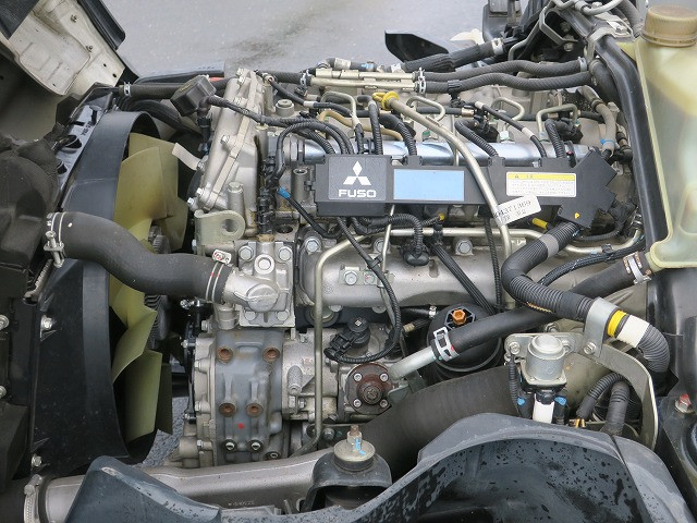 中古トラック 三菱ふそうアルミバン ＃13