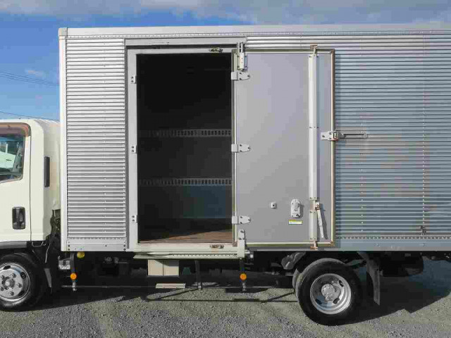 中古トラック いすゞアルミバン ＃7
