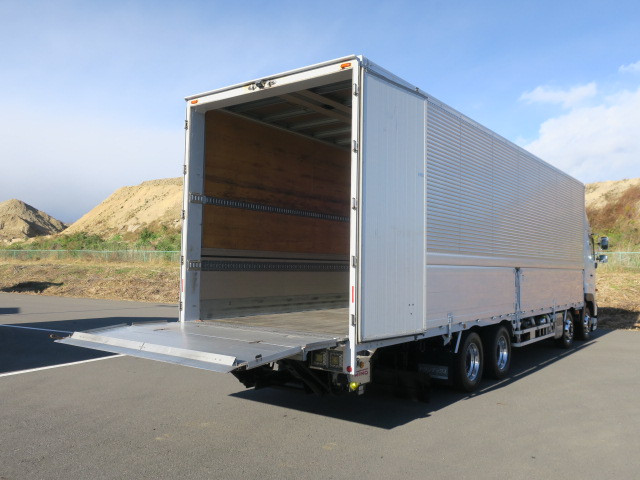 中古トラック 日野 プロフィア 大型アルミウィング