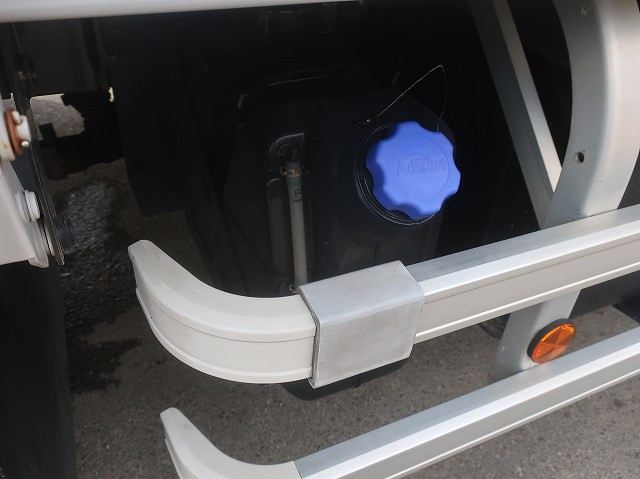 中古トラック 日野 プロフィア 大型アルミウィング