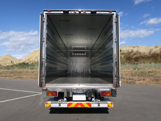 中古トラック UDトラックス冷凍バン ＃5