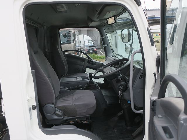 中古トラック いすゞアルミバン #12