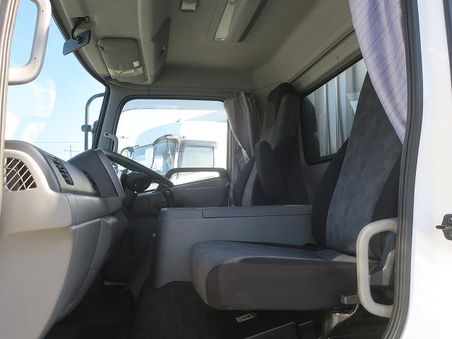 中古トラック UDトラックス平ボディアルミブロック #23