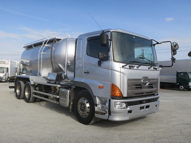 中古トラック 日野粉粒体運搬車 #2
