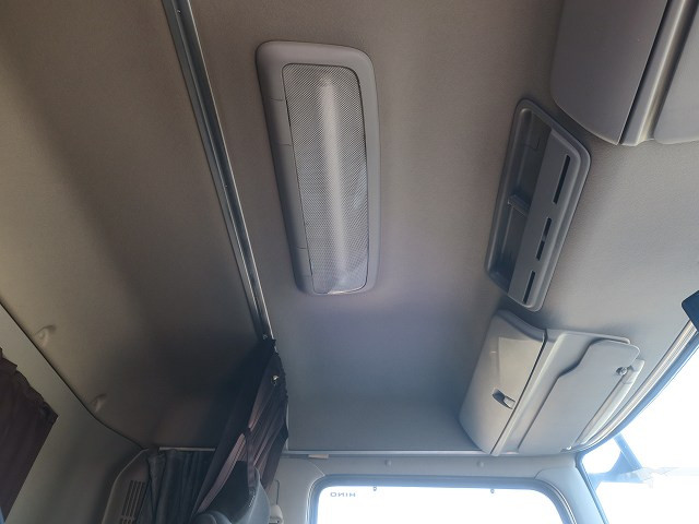 中古トラック 日野粉粒体運搬車 #24