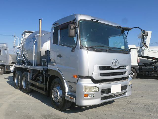 中古トラック UDトラックスコンクリートミキサー車 #2