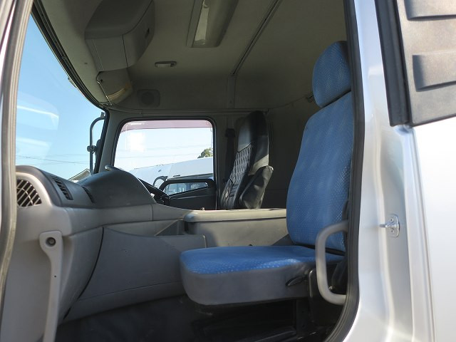 中古トラック UDトラックスコンクリートミキサー車 #22
