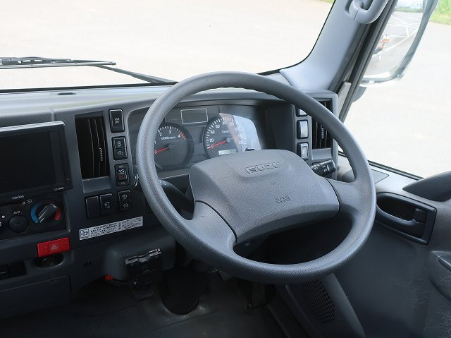 中古トラック いすゞアルミバン ＃13