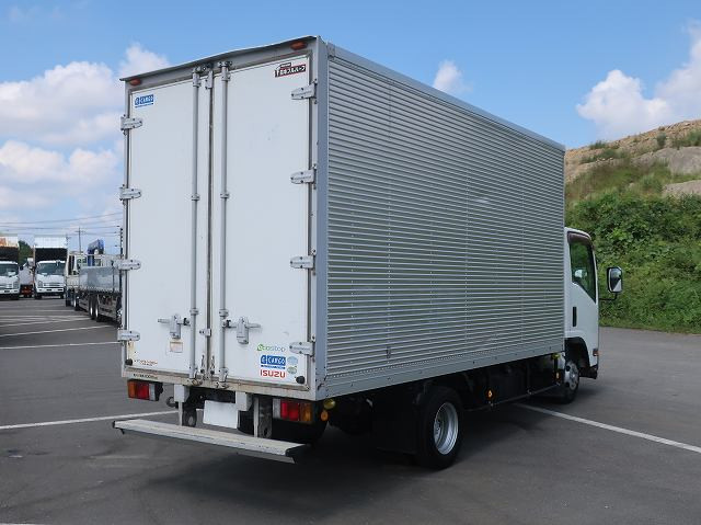 中古トラック いすゞアルミバン ＃3