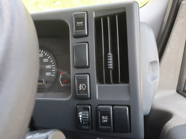 中古トラック いすゞアルミバン ＃23