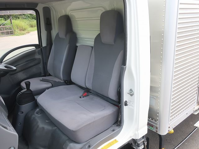 中古トラック いすゞアルミバン ＃24