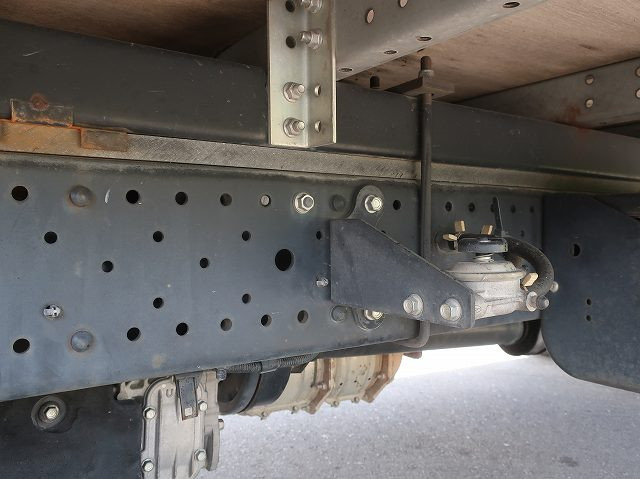 中古トラック いすゞアルミバン ＃8