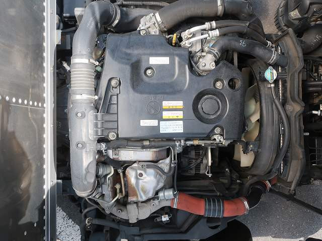 中古トラック いすゞアルミバン ＃9