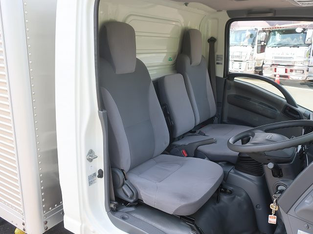 中古トラック いすゞアルミバン ＃10