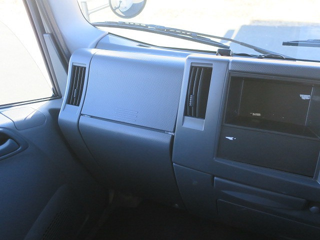 中古トラック いすゞアルミバン #11