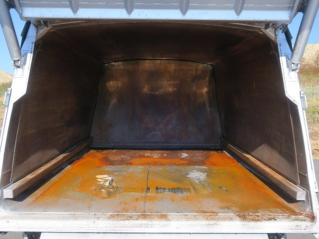 中古トラック いすゞパッカー車(塵芥車) #9
