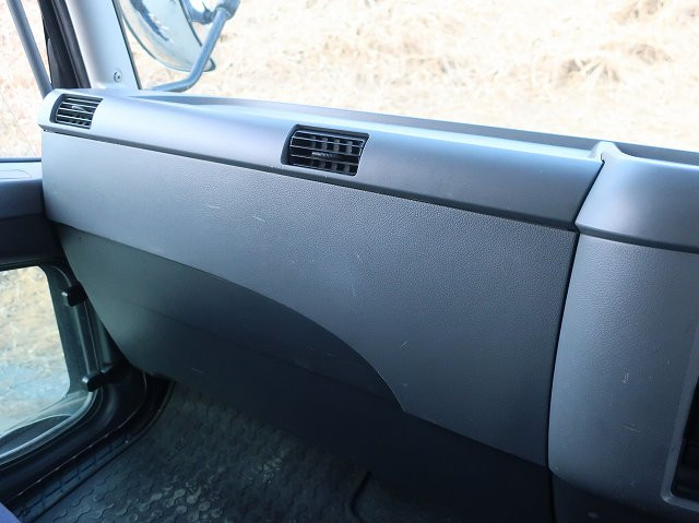 中古トラック 三菱ふそう ファイター 中型アルミウィング