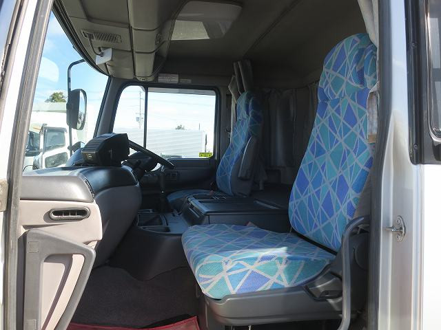 中古トラック 日野粉粒体運搬車 #22