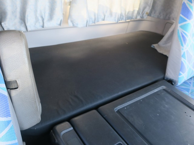 中古トラック 日野粉粒体運搬車 #23